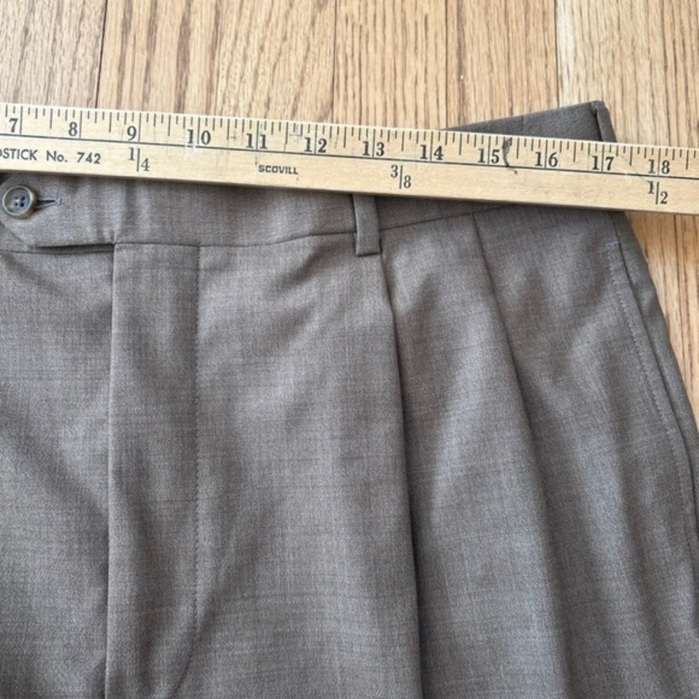 Brooks Brothers Saxon Dress Pants Mens Tan Pleated Wool Cuffed USA Size 37W - Picture 8 of 9